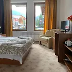 Guest house Granat Double 3- Next To Gondola Lift